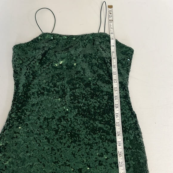 Green Sequin Body Con Dress - Picture 7 of 12